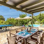 فيلة Vounaki By *