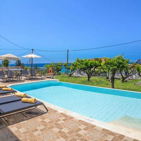 Vounaki By Vilă Lourdata (Kefalonia)