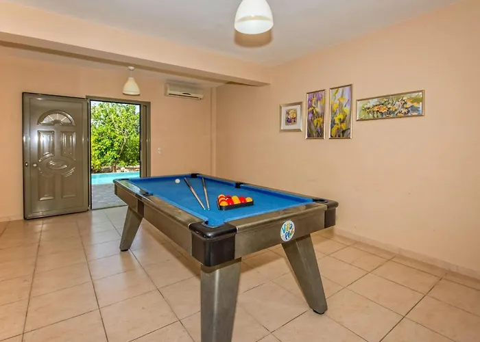 Vounaki By * Lurdáta